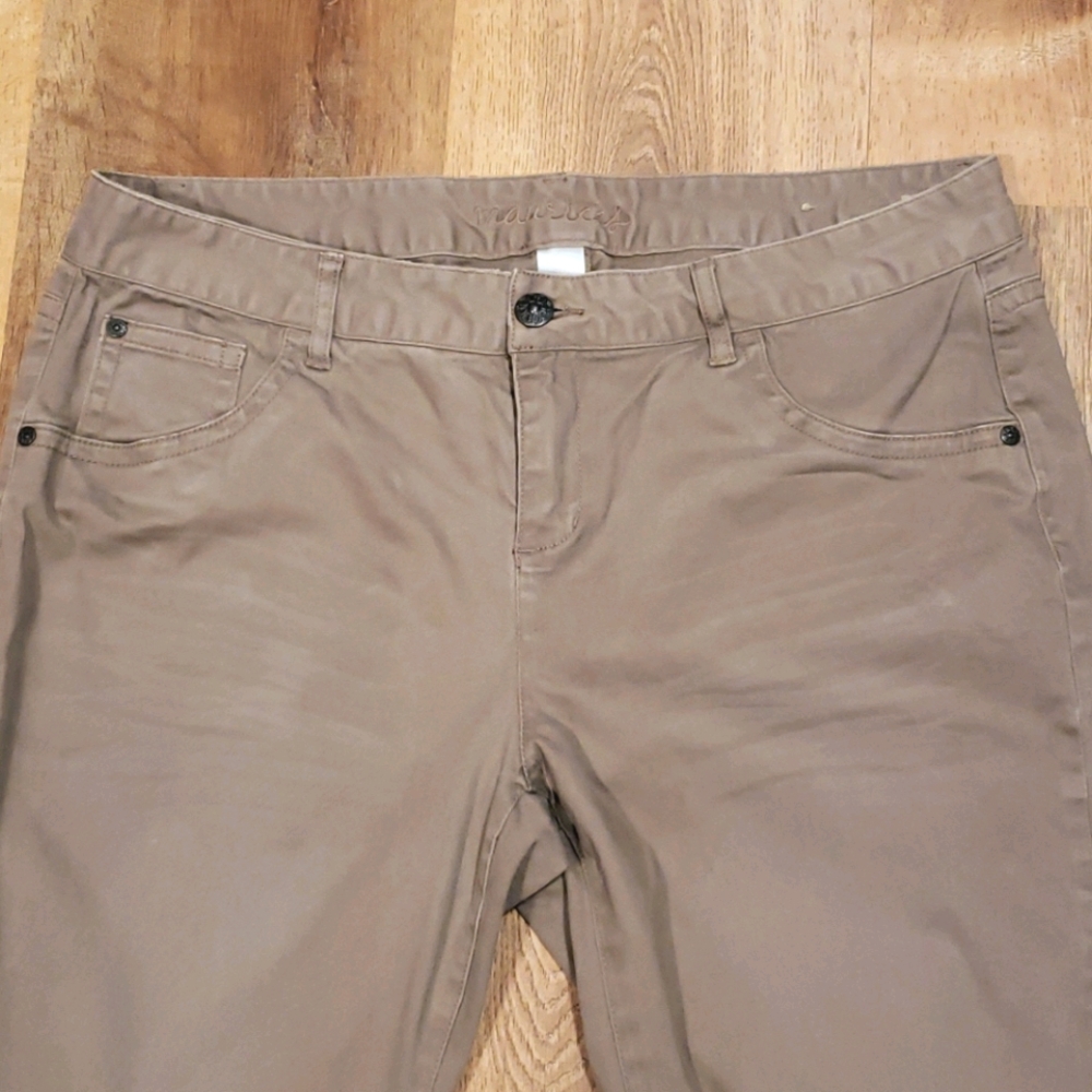 Maurices Women's 20 Reg Brown Pants - Picture 2 of 10
